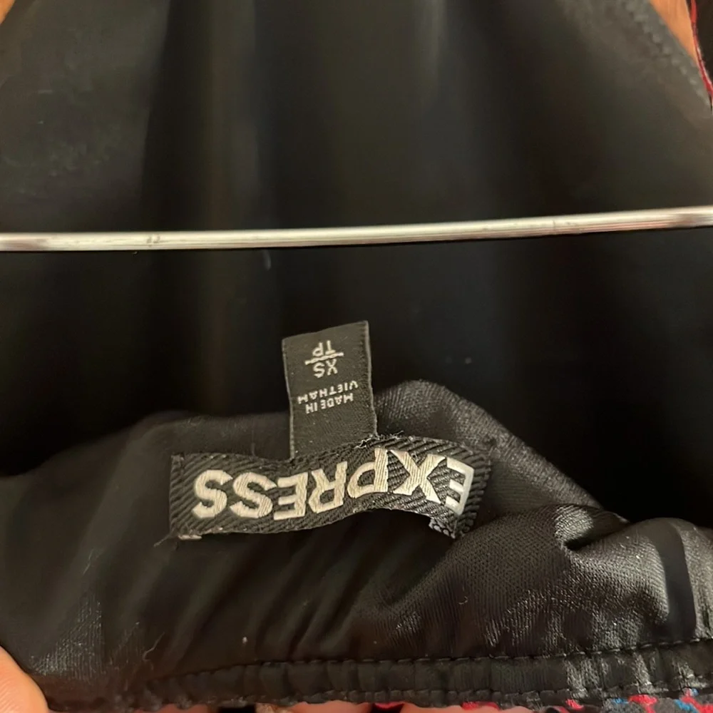 Express Pattern Dress - Picture 5 of 5